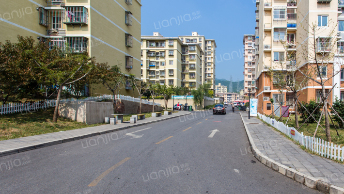 石泉砖厂B9区外景图