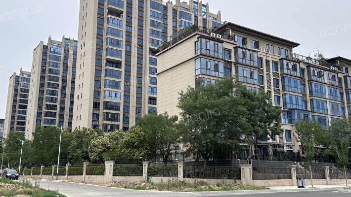 新郑碧桂园2号院外景图