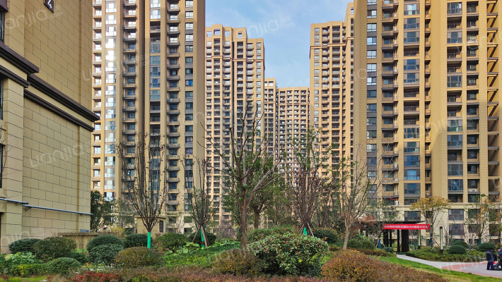 绿地国际花都南区外景图