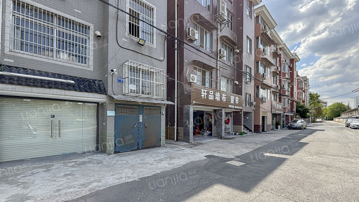 秋丰秋荷苑外景图