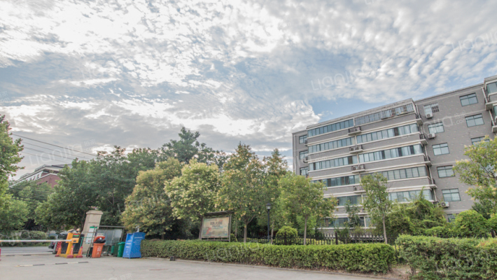 香山公寓外景图