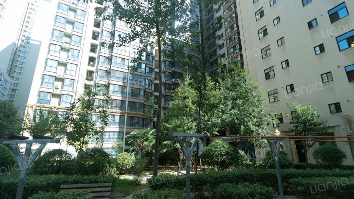 御笔华府外景图