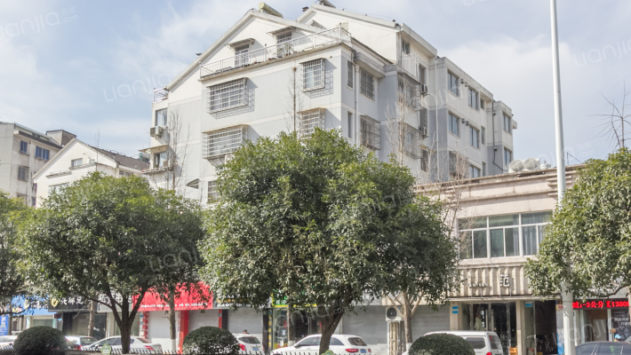 南明路小区外景图