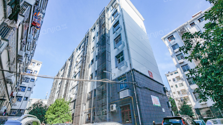 花果山小区外景图