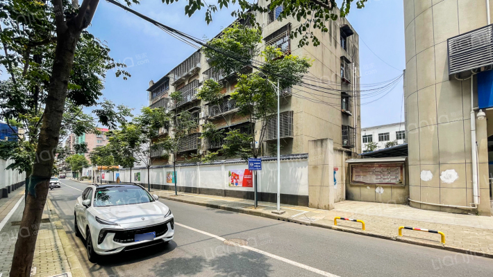 襄州区村镇规划管理处家属院外景图