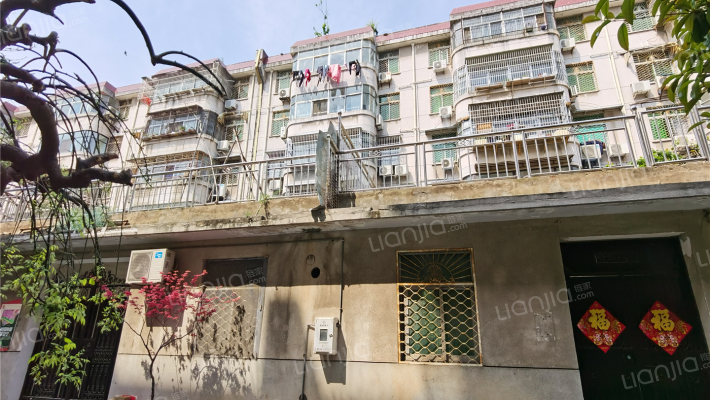 颍泉区交通局家属院外景图