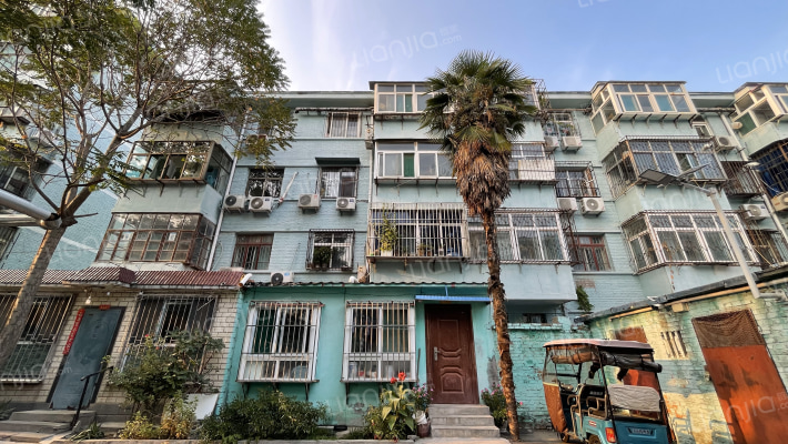 工行家属院外景图