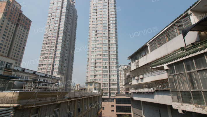 龙泰大厦外景图