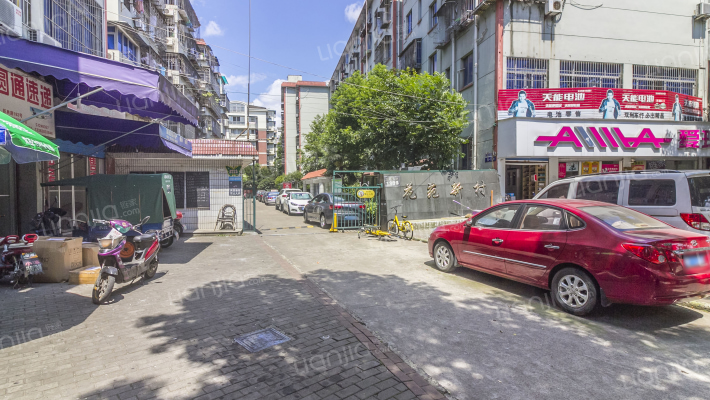 花苑新村外景图