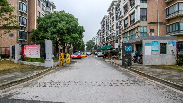 绿地南桥新苑外景图