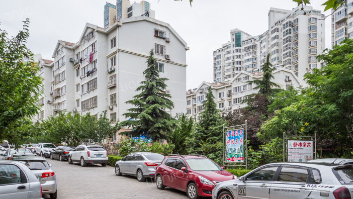 浮山后一小区外景图