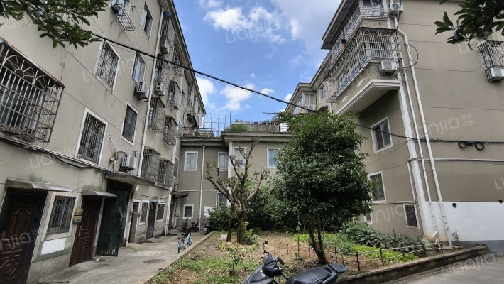 普发花园外景图