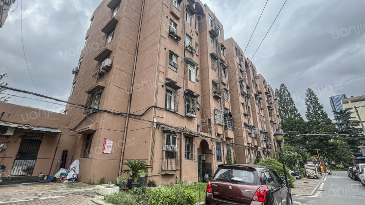 天雁小区外景图