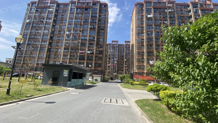 金茂嘉苑外景图