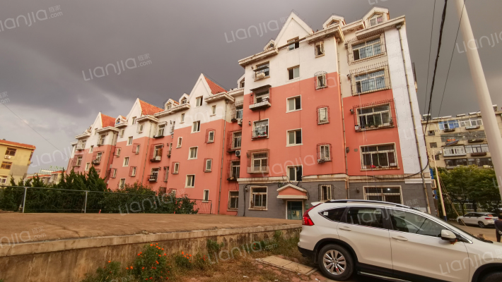 生润小区外景图