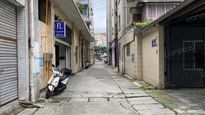 四季花语二期外景图