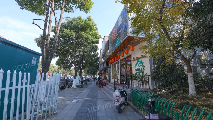 解放西路外景图