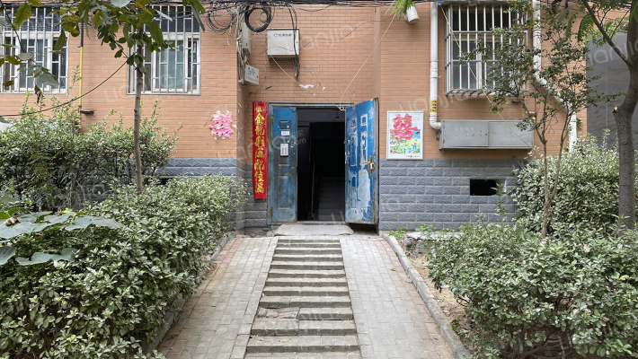 馨源小区外景图