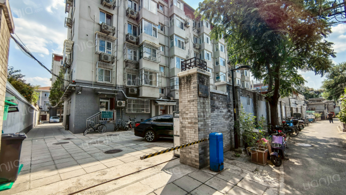 寿比胡同外景图