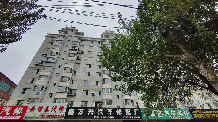 圣工园小区外景图