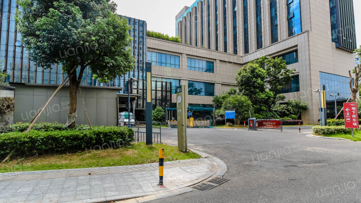 嘉苑广场外景图