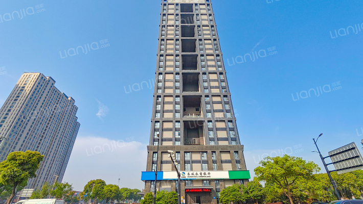 京润大厦外景图