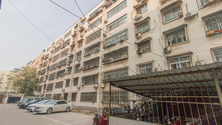 英才苑小区外景图