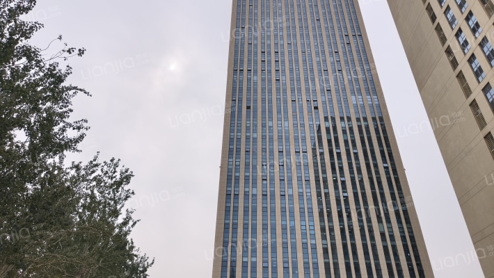 远洋国际中心B区外景图