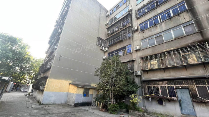 闸口路96号外景图