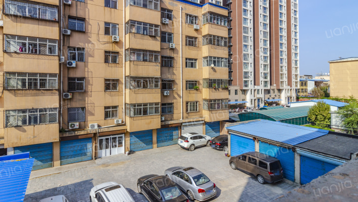 安抚小区外景图