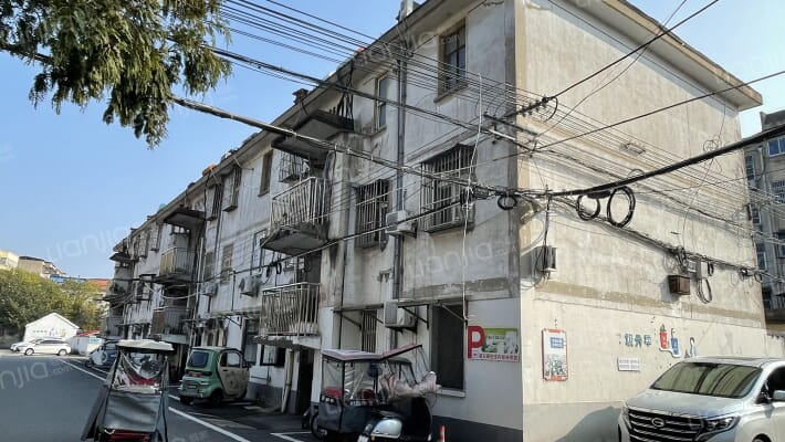 中共市委党校家属院外景图