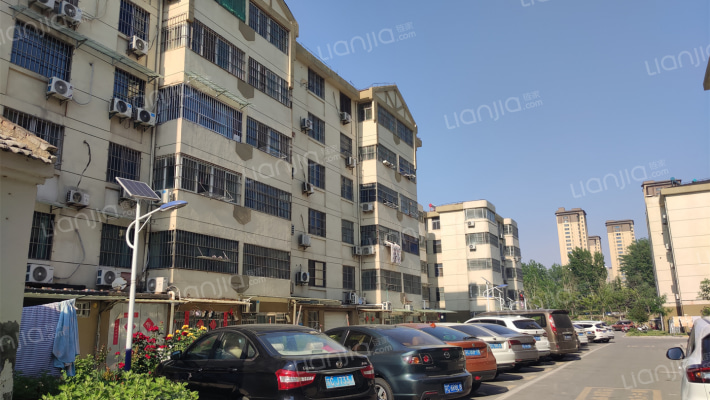 西苑小区外景图