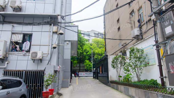 汉阳大街80号院外景图