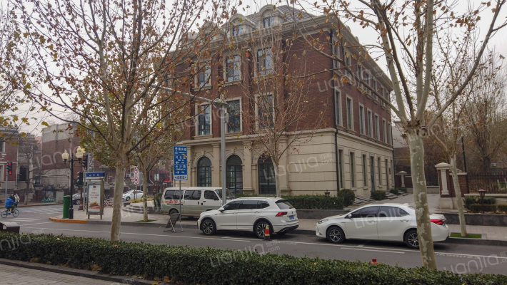 成山公馆外景图