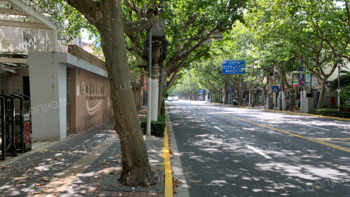 京西大楼外景图