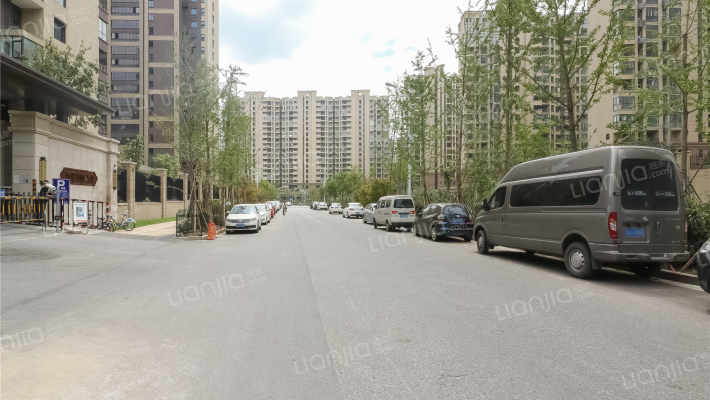 绿地悦峰公馆外景图