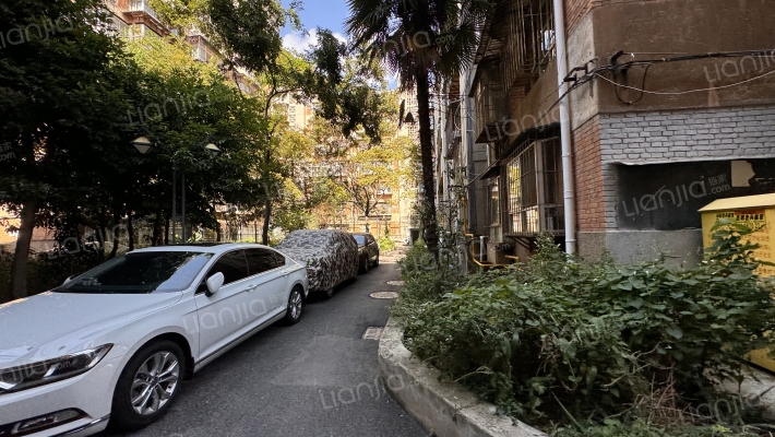 棕树营小区翠峰里外景图