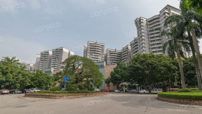 丽江花园左岸外景图