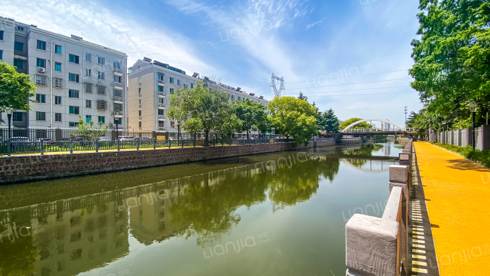 春潮花园一区外景图