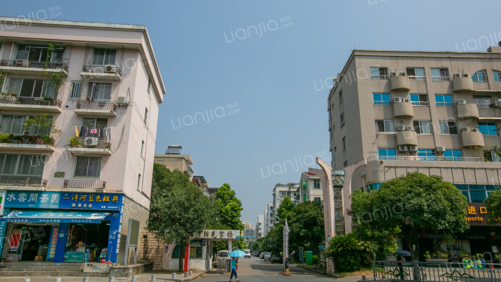 鸾东小区外景图