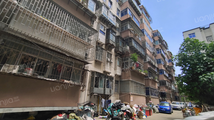 龙亭小区外景图