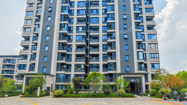 慈水心境里外景图