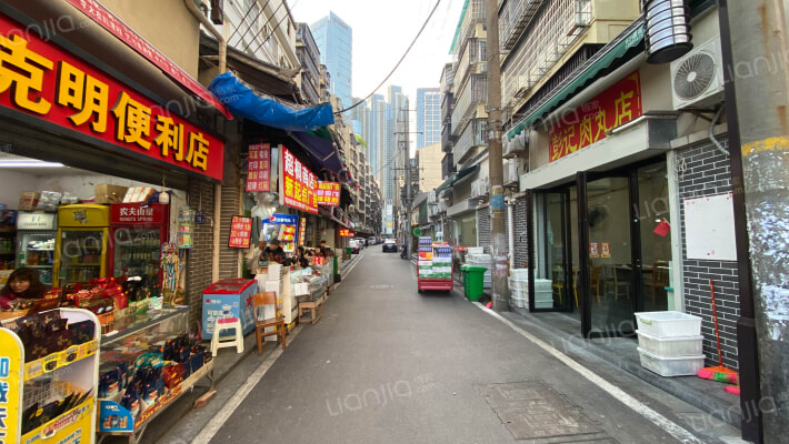 洪家井巷外景图