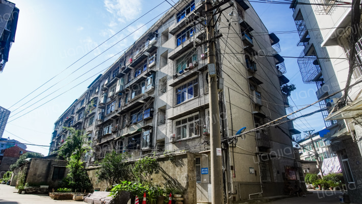 卫民巷99号外景图