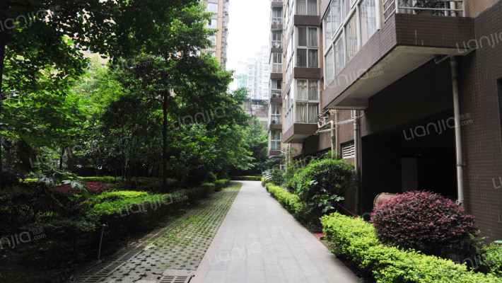 千和馨城外景图