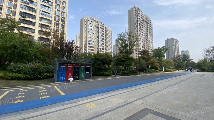 建湖水木清华外景图