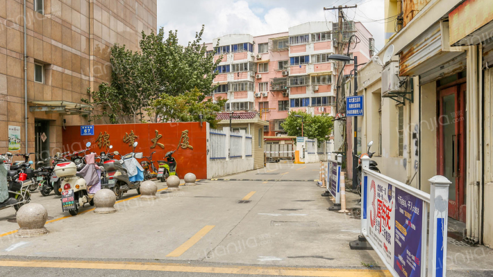 锦峰大厦外景图