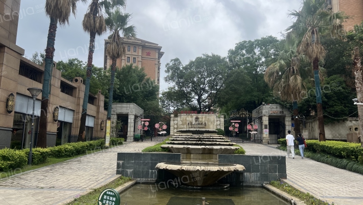 星叶羊山湖花园外景图