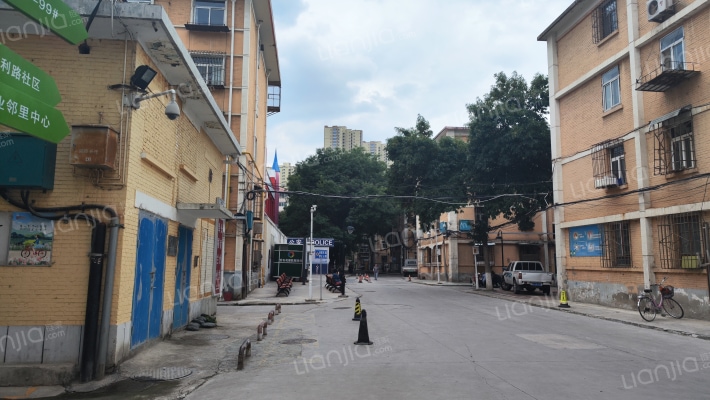 天鹅湖小区西区外景图