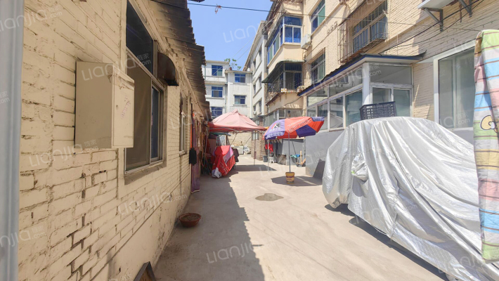 义井邮局宿舍外景图